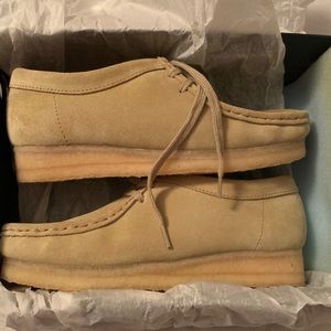 New Wallabee Size 8.5 (39 1/2) Maple Suede
